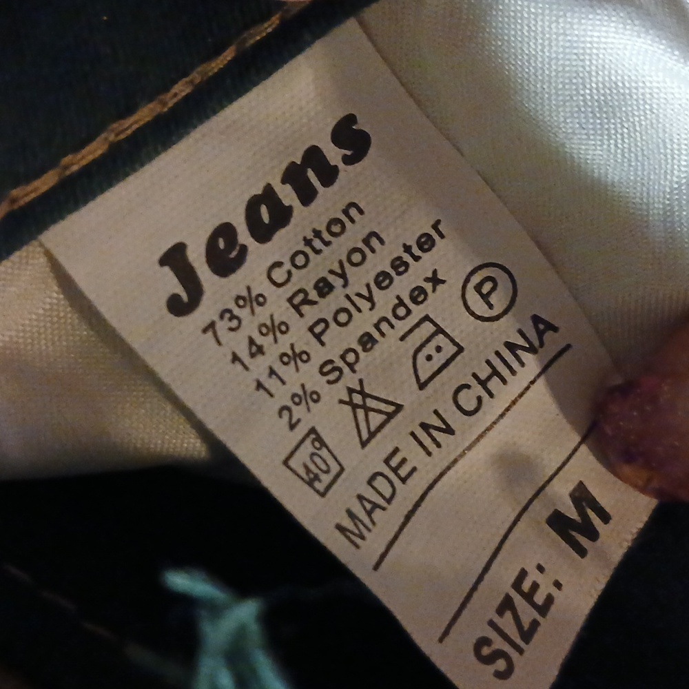 Retro Patch Work Raw Hem Jeans - Picture 9 of 10